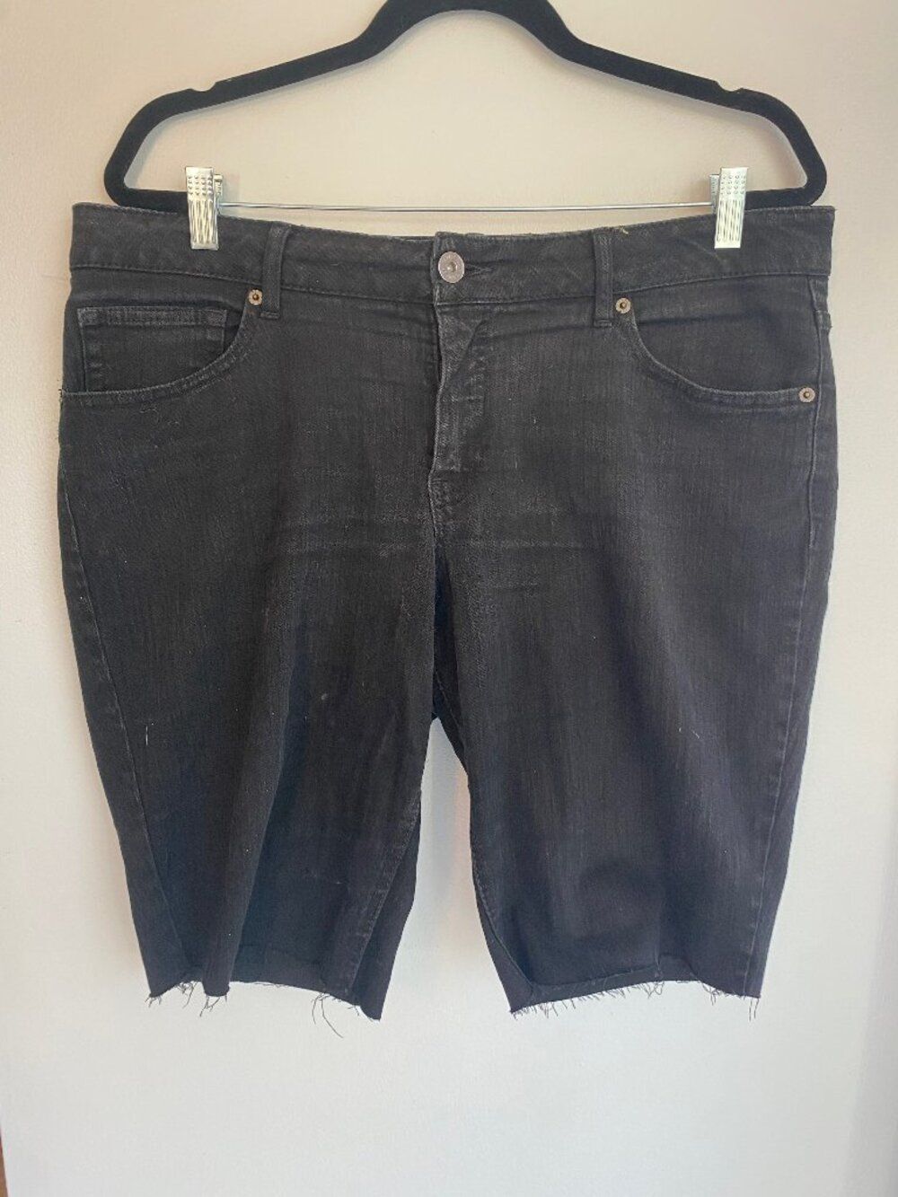 Faded Glory Black Straight Denim Bermuda Shorts
